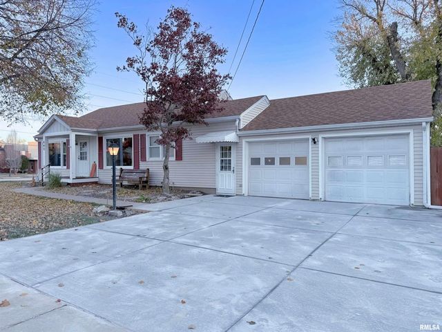 640 32ND Avenue, Moline, IL 61265