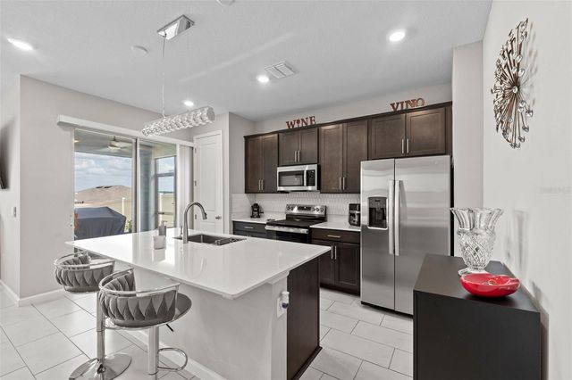 858 BALLANTYNE DRIVE, Lake Wales, FL 33898