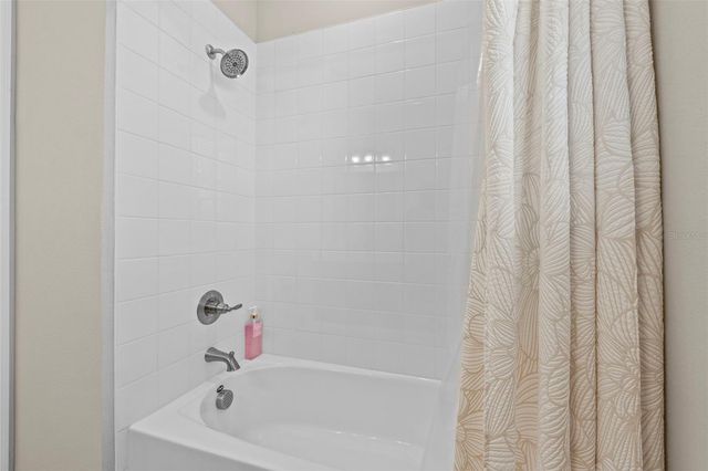 858 BALLANTYNE DRIVE, Lake Wales, FL 33898