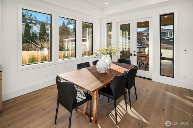 12525 NE 75th Street, Kirkland, WA 98033