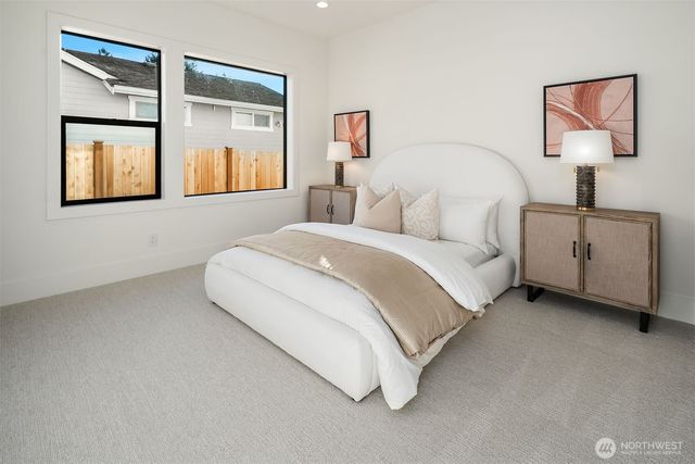 12525 NE 75th Street, Kirkland, WA 98033