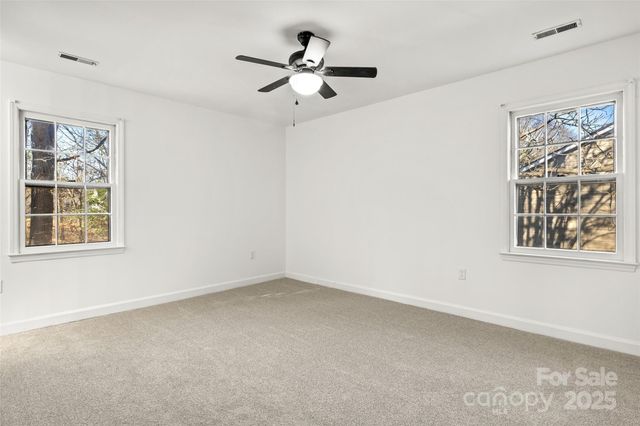 429 Sunnywood Lane, Charlotte, NC 28270