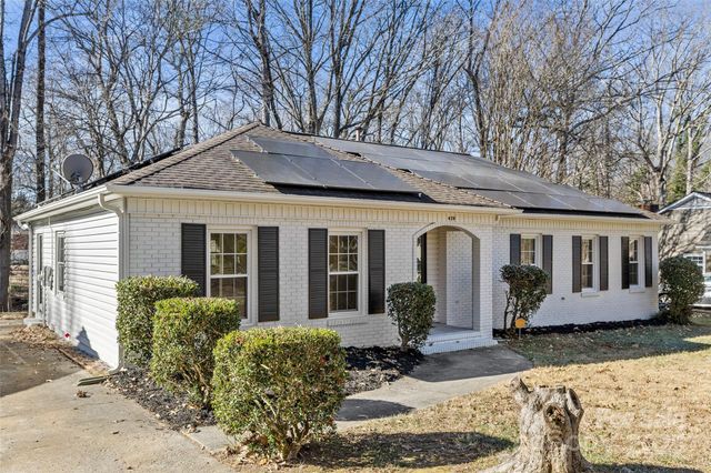 429 Sunnywood Lane, Charlotte, NC 28270