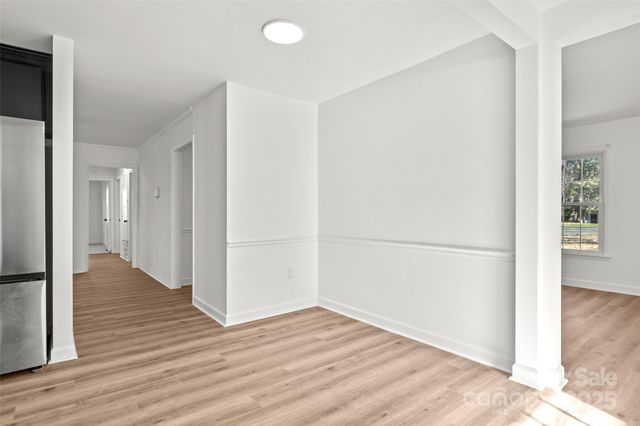 429 Sunnywood Lane, Charlotte, NC 28270