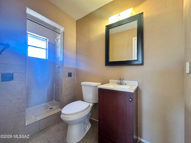 5962 E 25th Street, Tucson, AZ 85711