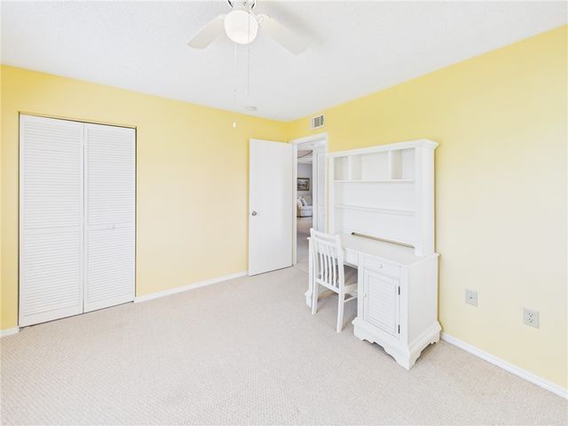 5730 Pelican Pointe Drive 2, Sebastian, FL 32958