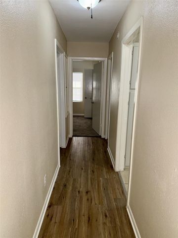 6144 Doulton Drive, Houston, TX 77033