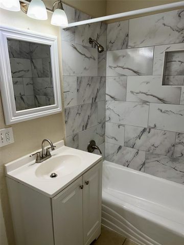 6144 Doulton Drive, Houston, TX 77033