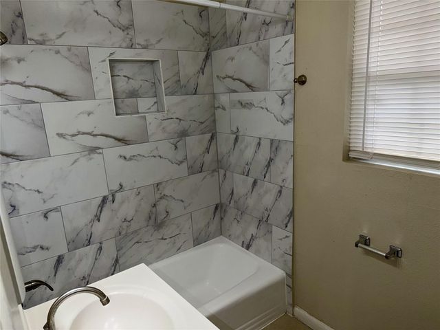 6144 Doulton Drive, Houston, TX 77033