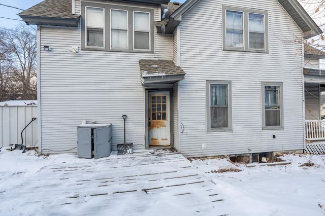 655 Robert Street S, Saint Paul, MN 55107