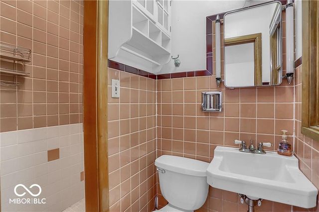 760 W Pine Street, Zionsville, IN 46077