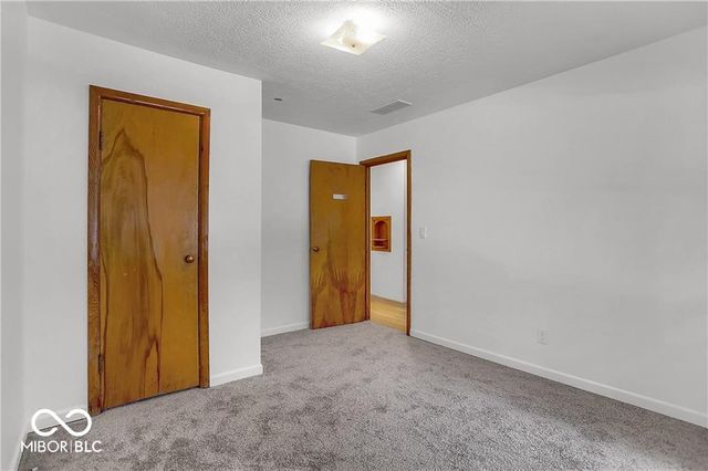 760 W Pine Street, Zionsville, IN 46077