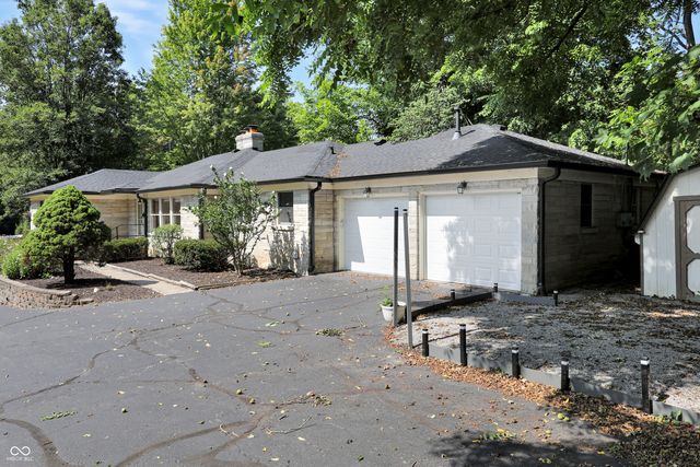 760 W Pine Street, Zionsville, IN 46077
