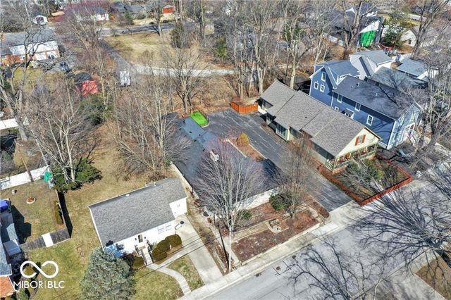 760 W Pine Street, Zionsville, IN 46077