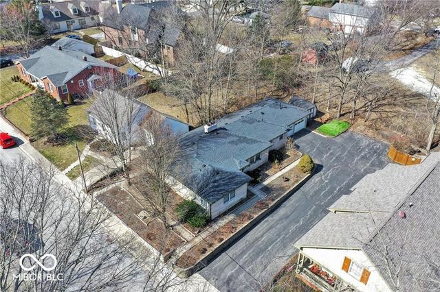760 W Pine Street, Zionsville, IN 46077