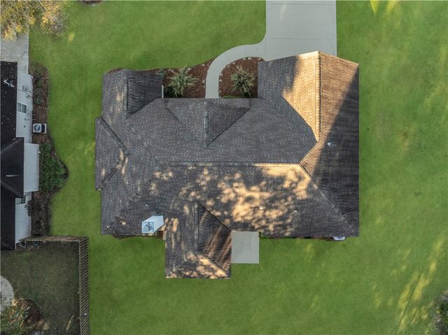 292 Country Walk Circle, Brunswick, GA 31525