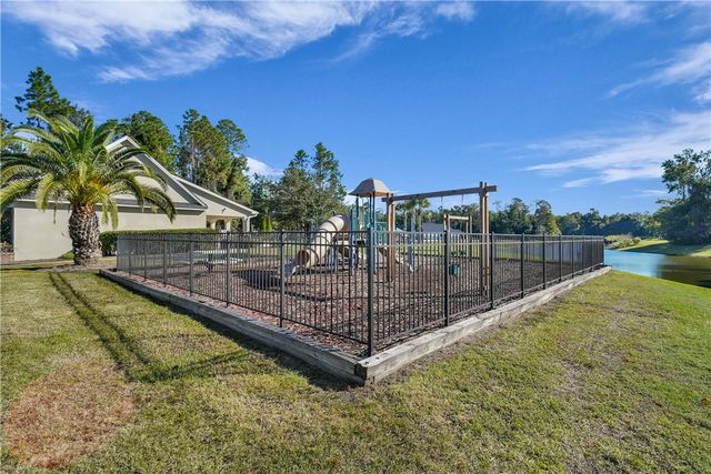 292 Country Walk Circle, Brunswick, GA 31525