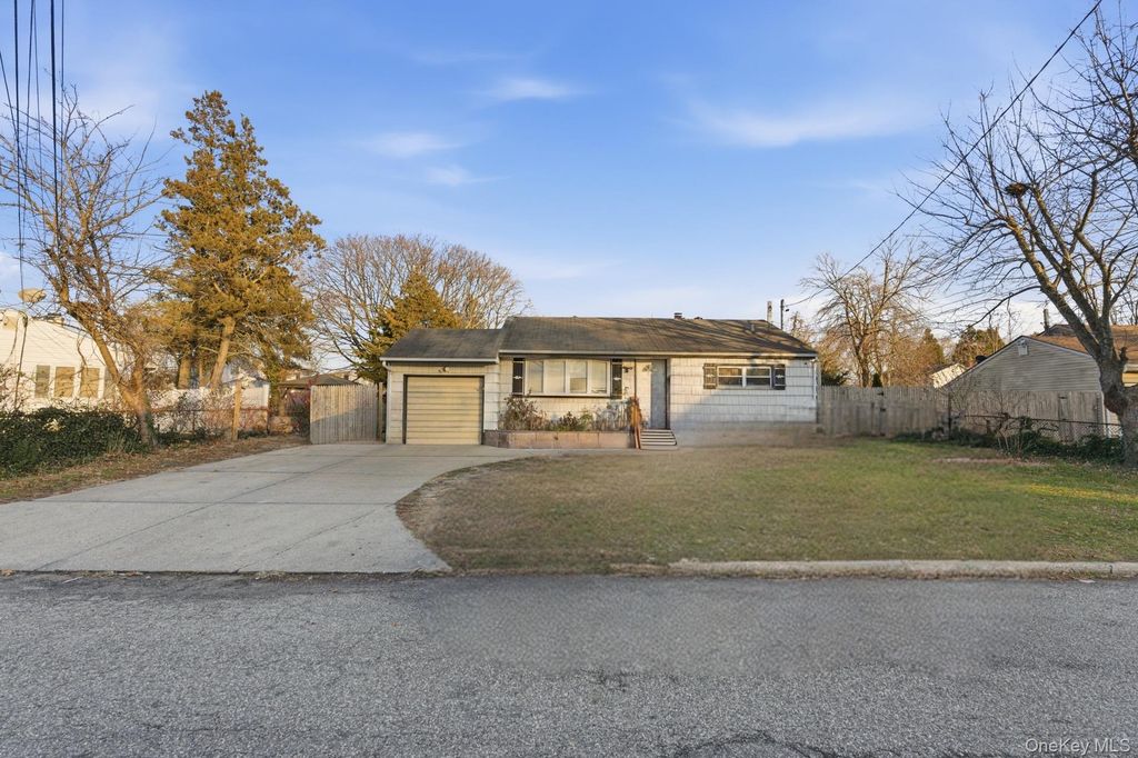 103 Timberline Drive, Brentwood, NY 11717