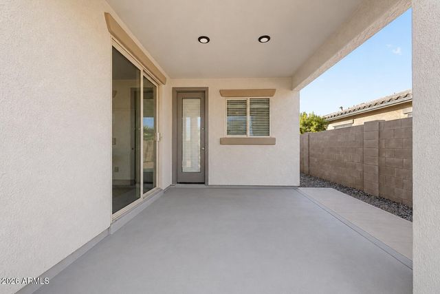 17155 W SELDON Lane, Waddell, AZ 85355