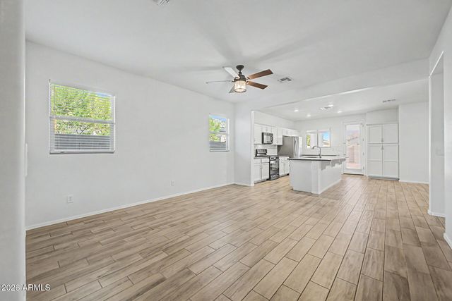 17155 W SELDON Lane, Waddell, AZ 85355