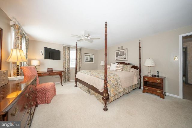 495 WINSTON WAY WAY, Berwyn, PA 19312