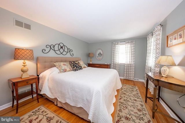 495 WINSTON WAY WAY, Berwyn, PA 19312