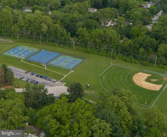 495 WINSTON WAY WAY, Berwyn, PA 19312