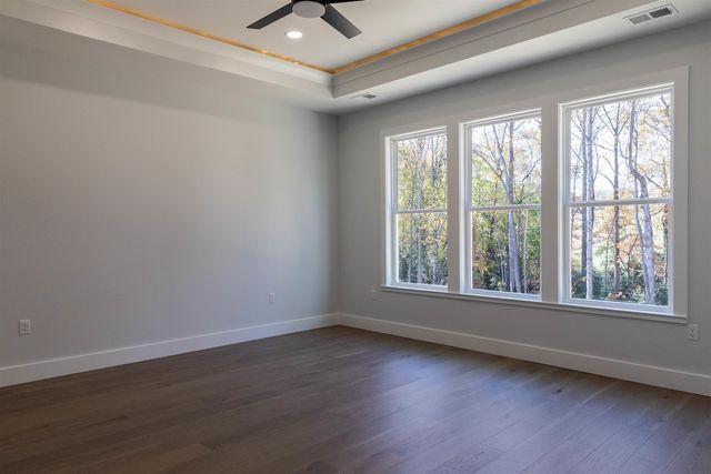 77 Carolina Oaks Drive, Chesnee, SC 29323