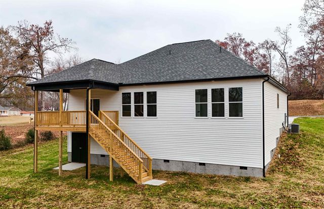 77 Carolina Oaks Drive, Chesnee, SC 29323