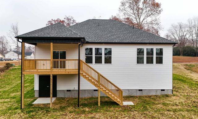 77 Carolina Oaks Drive, Chesnee, SC 29323