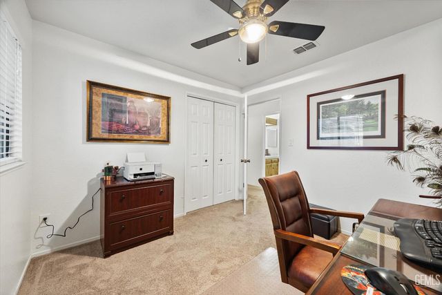 9408 Nickam Court, Bakersfield, CA 93311