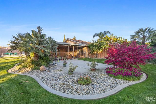 9408 Nickam Court, Bakersfield, CA 93311