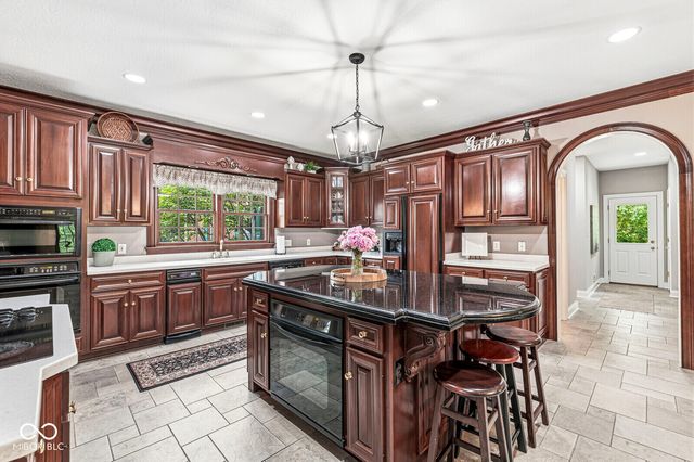 4480 W 121st Street, Zionsville, IN 46077