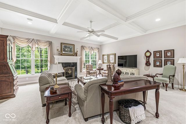 4480 W 121st Street, Zionsville, IN 46077