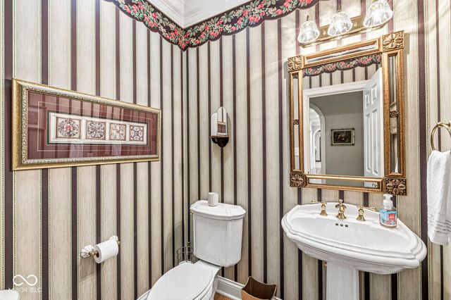 4480 W 121st Street, Zionsville, IN 46077