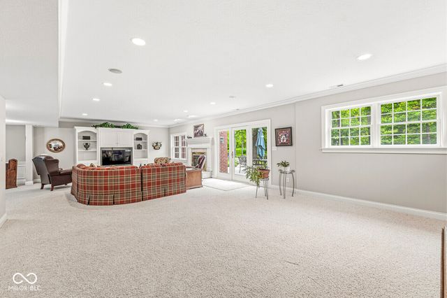 4480 W 121st Street, Zionsville, IN 46077
