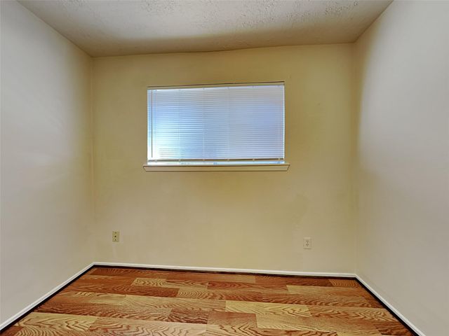 16930 Barcelona Drive, Friendswood, TX 77546