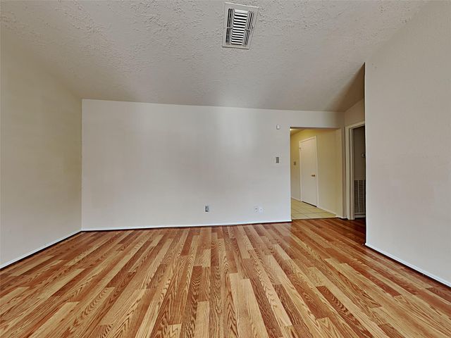 16930 Barcelona Drive, Friendswood, TX 77546