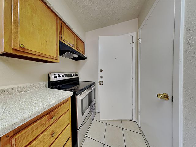 16930 Barcelona Drive, Friendswood, TX 77546