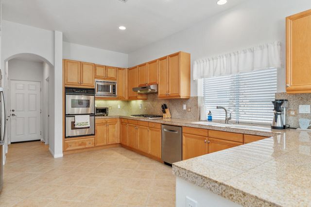 74609 Moss Rose Drive, Palm Desert, CA 92260