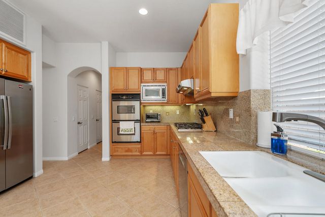 74609 Moss Rose Drive, Palm Desert, CA 92260