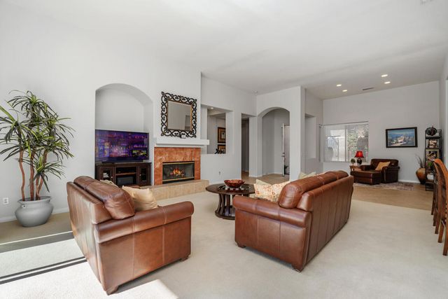 74609 Moss Rose Drive, Palm Desert, CA 92260