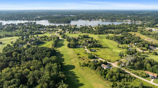 10370 heatherlawn Court, Somerset, MI 49281