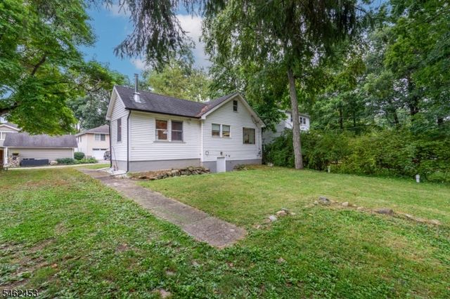 59 Voorhis Pl, Ringwood Boro, NJ 07456