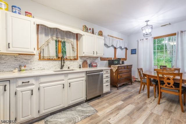 59 Voorhis Pl, Ringwood Boro, NJ 07456