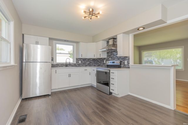 2017 Ridgeway Avenue, Evansville, IN 47714