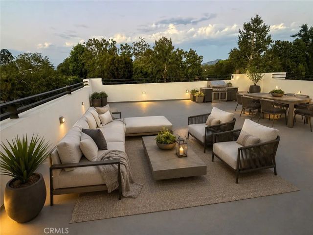 12816 Bloomfield Street, Studio City, CA 91604