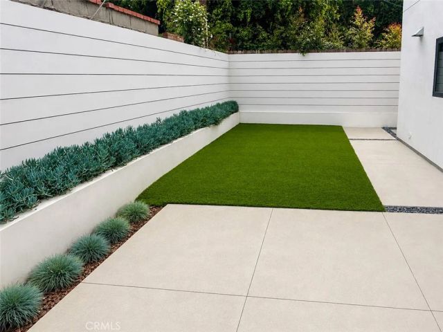 12816 Bloomfield Street, Studio City, CA 91604