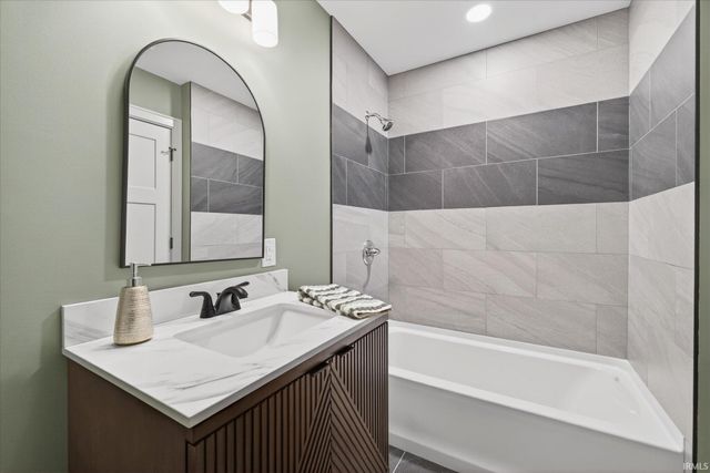 301 E Glendora Drive, Bloomington, IN 47408