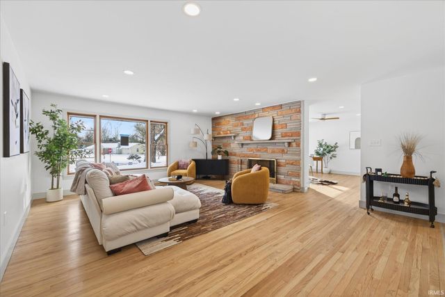 301 E Glendora Drive, Bloomington, IN 47408